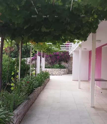 Double Hvar 15706d Guest house 3*