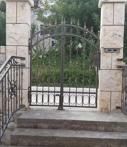 Gasthof Double Hvar 15706d 3*